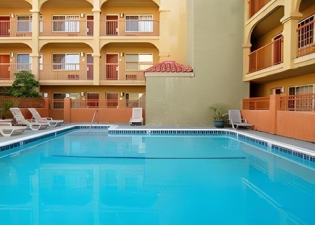 Solaire Angeles 2*